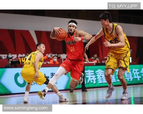 深圳篮球队在篮球团队协作排行榜中荣获第六名展现出强大团队精神与默契配合 深圳篮球队在篮球团队协作排行榜中荣获第六名展现出强大团队精神与默契配合