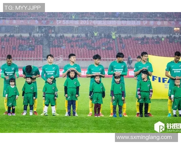 赛后复盘广州足球队与杭州足球队的表现分析与状态评估